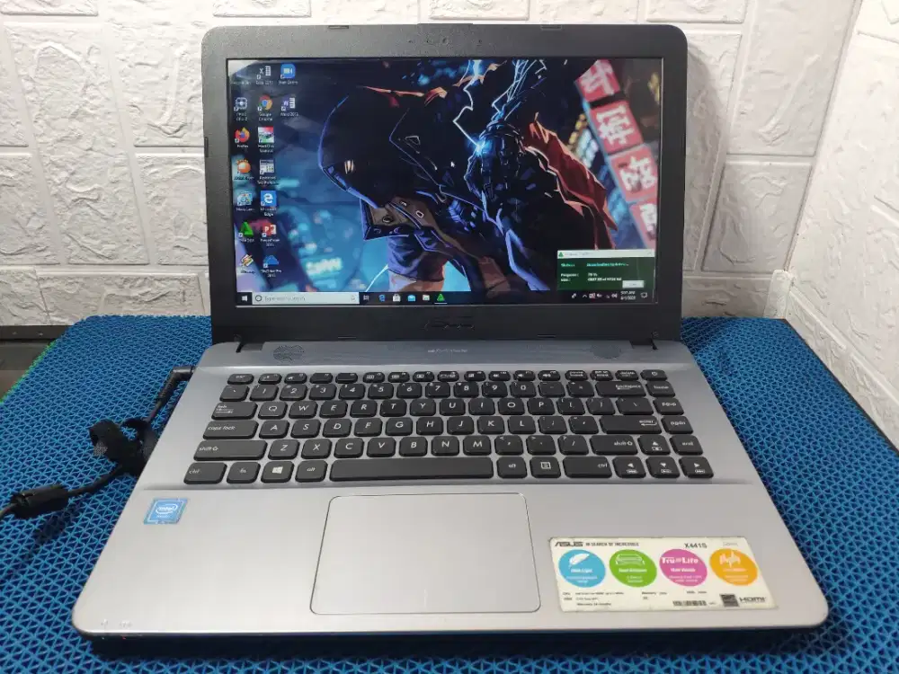 Asus X441S Intel N3060 RAM 2GB HD 500GB Intel HD Mulus Murah  Ready