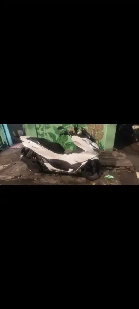 Dijual Honda pcx 2021 tgn pertama
