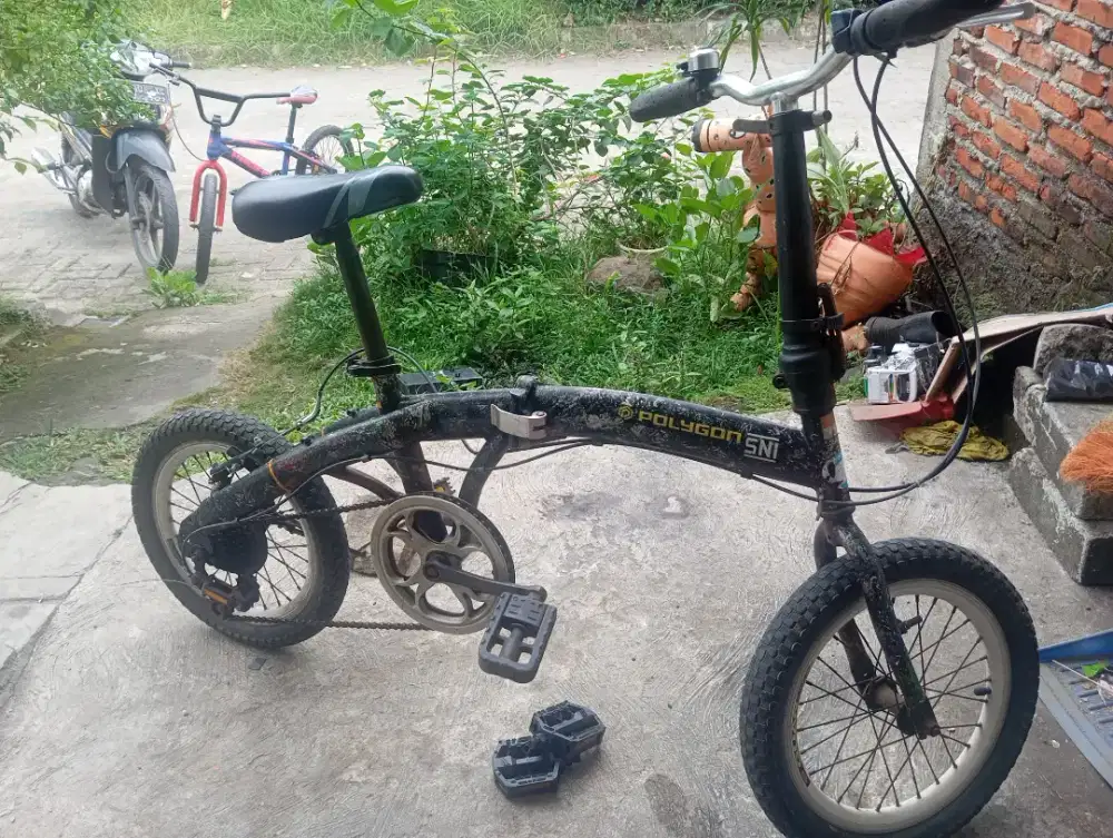 Sepeda Lipat Ban 16' basic exotic pacific