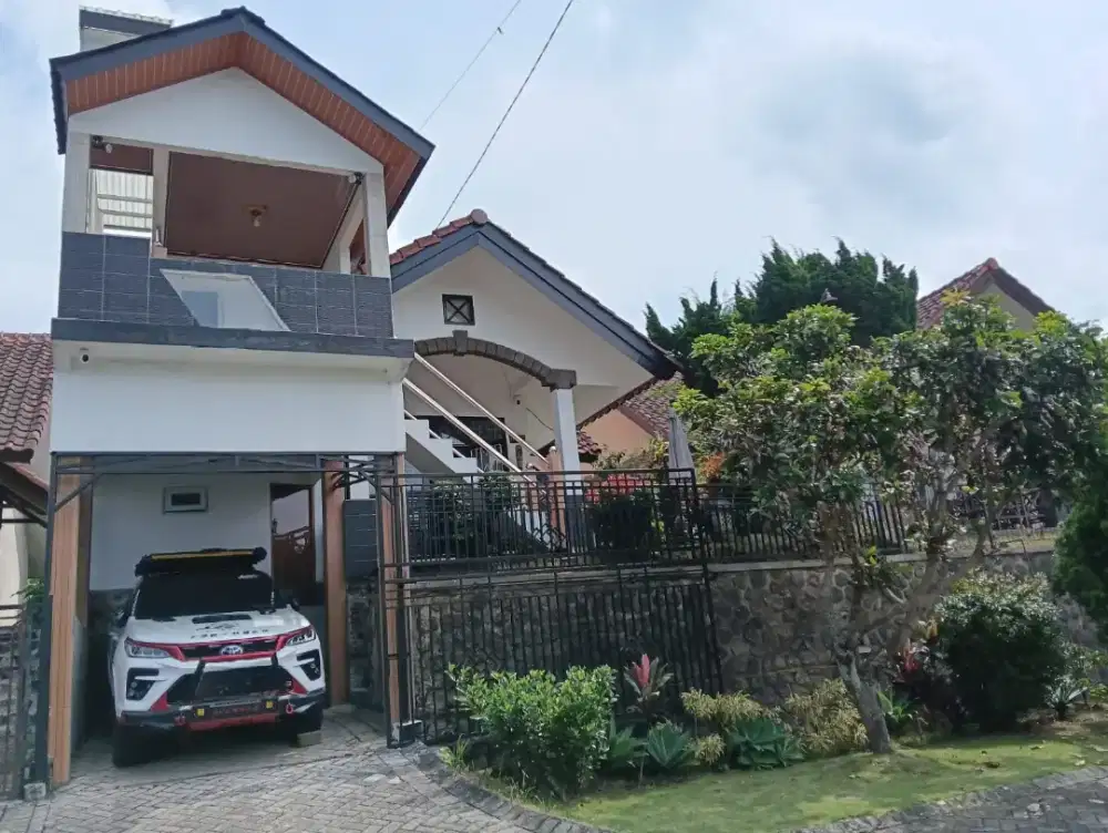 Villa Plus Kolam Renang Area Golden Tulip Panderman Hill Batu