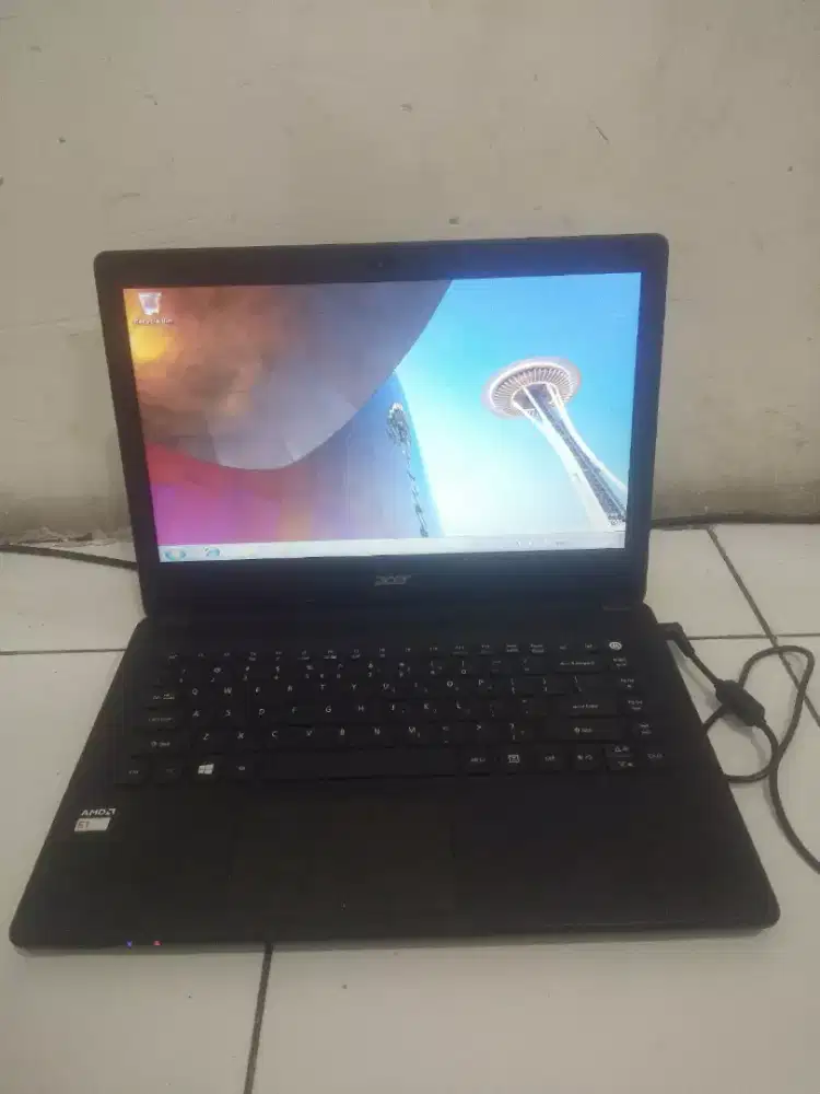 Bu jual Acer Aspire ES1-421 AmdE1-6010 4gb/320gb