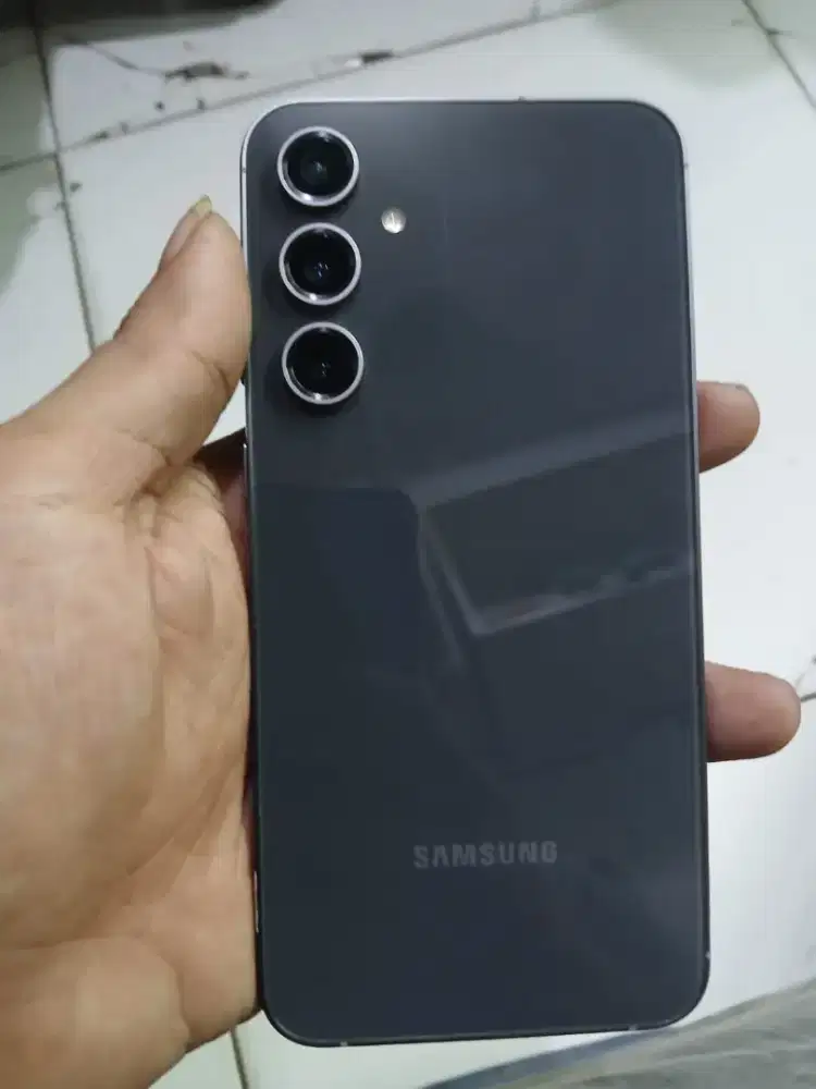 Samsung S23 ram 8/256