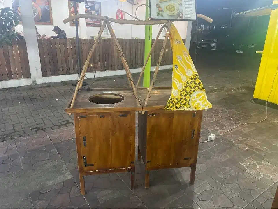 Gerobak Usaha Kuliner Dekoratif Siap Pakai – Cocok Soto, Gultik, Rawon