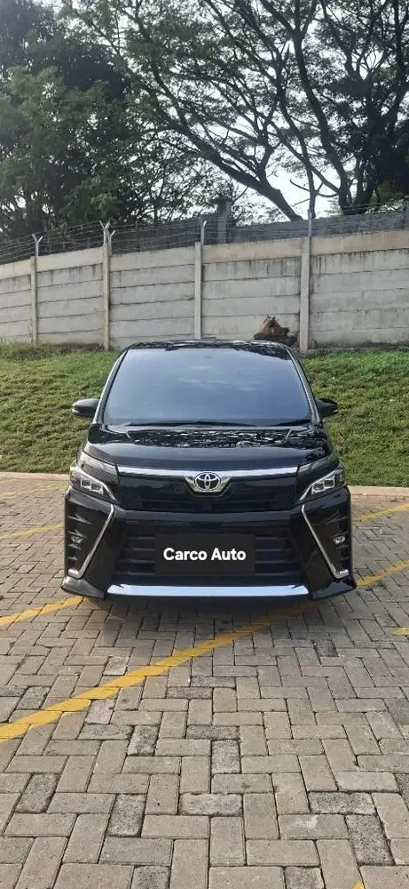 Toyota Voxy 2.0L 2020 Record Sunroof