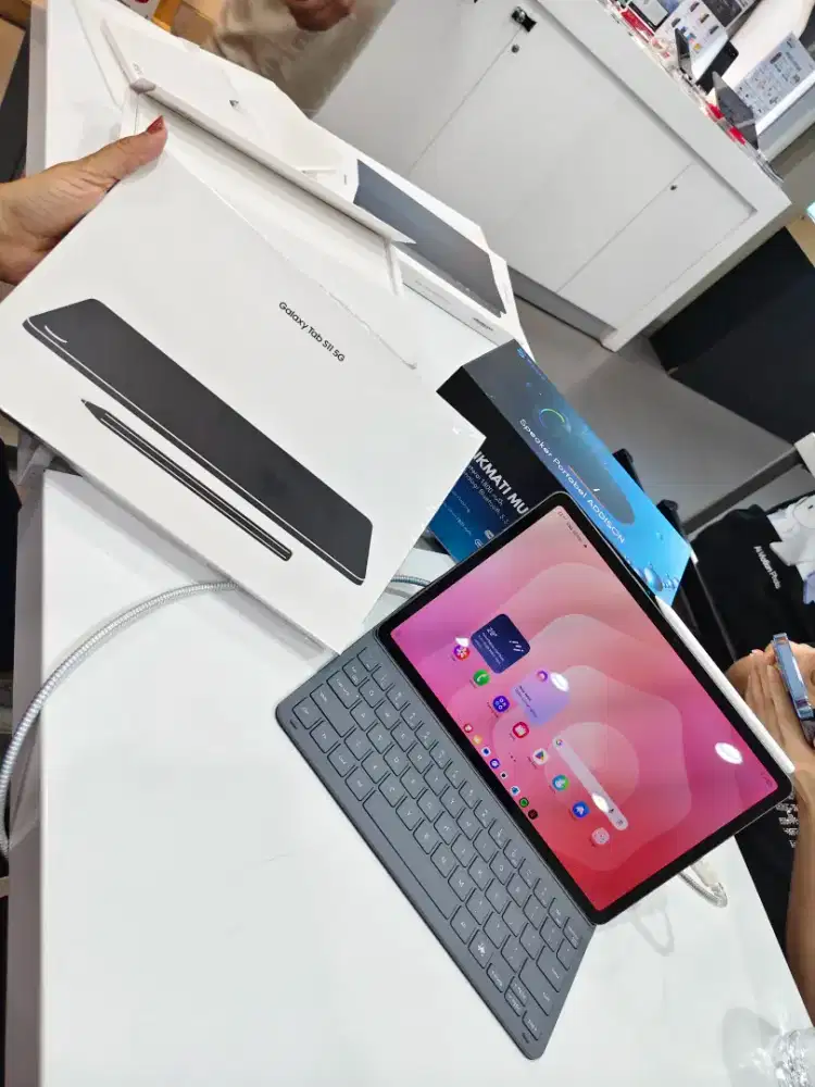 SAMSUNG GALAXY TAB S11 LTE