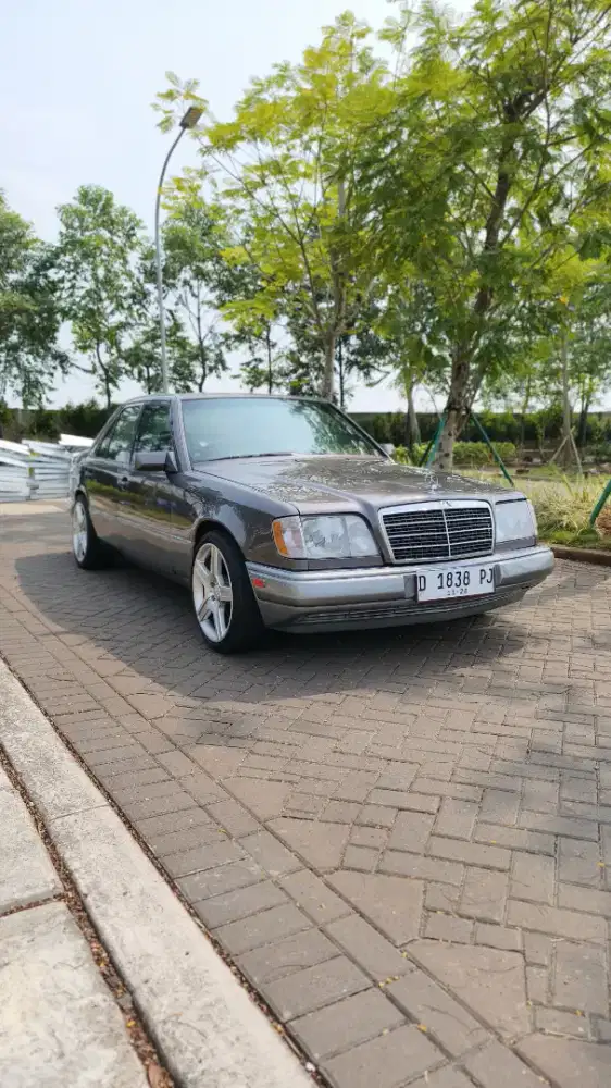 Mercedes Benz 320E W124 1994 M/T Boxer E320 300E