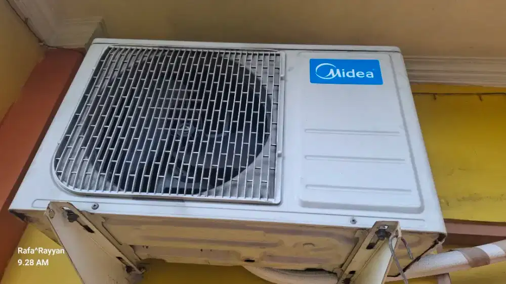AC Midea 1/2 PK