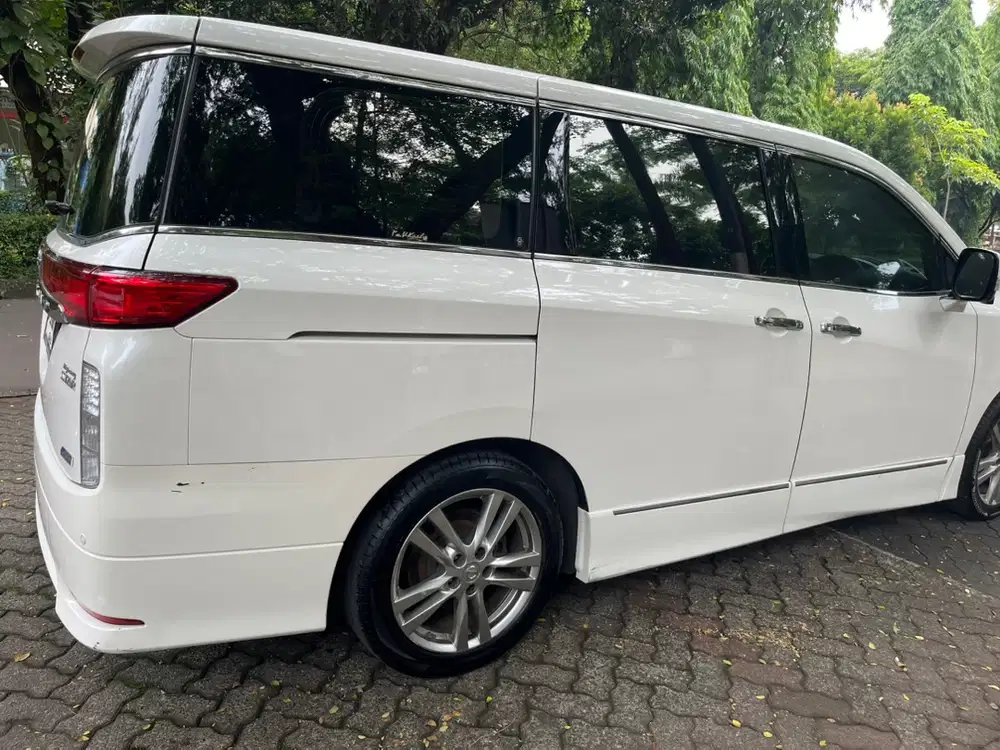 Nissan Elgrand 2013 Bensin