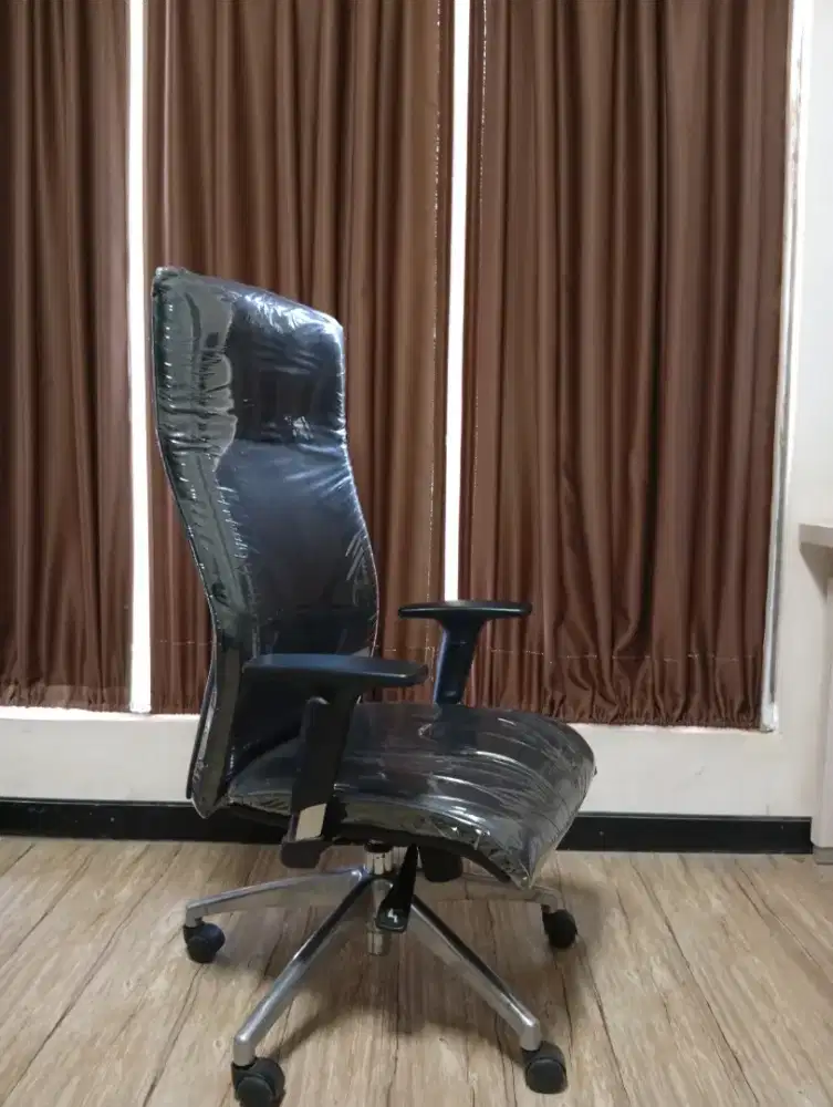 Kursi direktur+meja kerja MURAHH(like new)