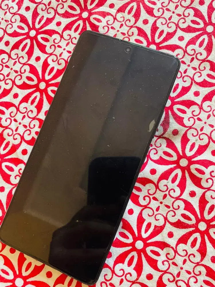 Di jual hp Redmi note 13 5G 8/256