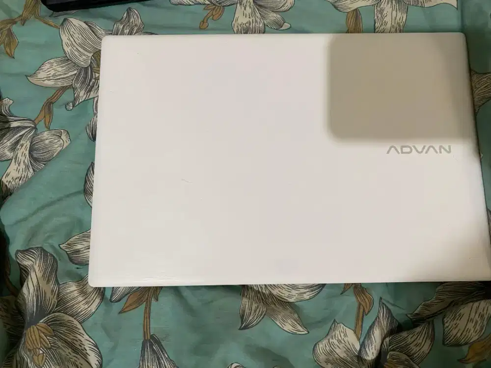 Laptop X2 soulmate advan Ram 8GB Memori 128 GB