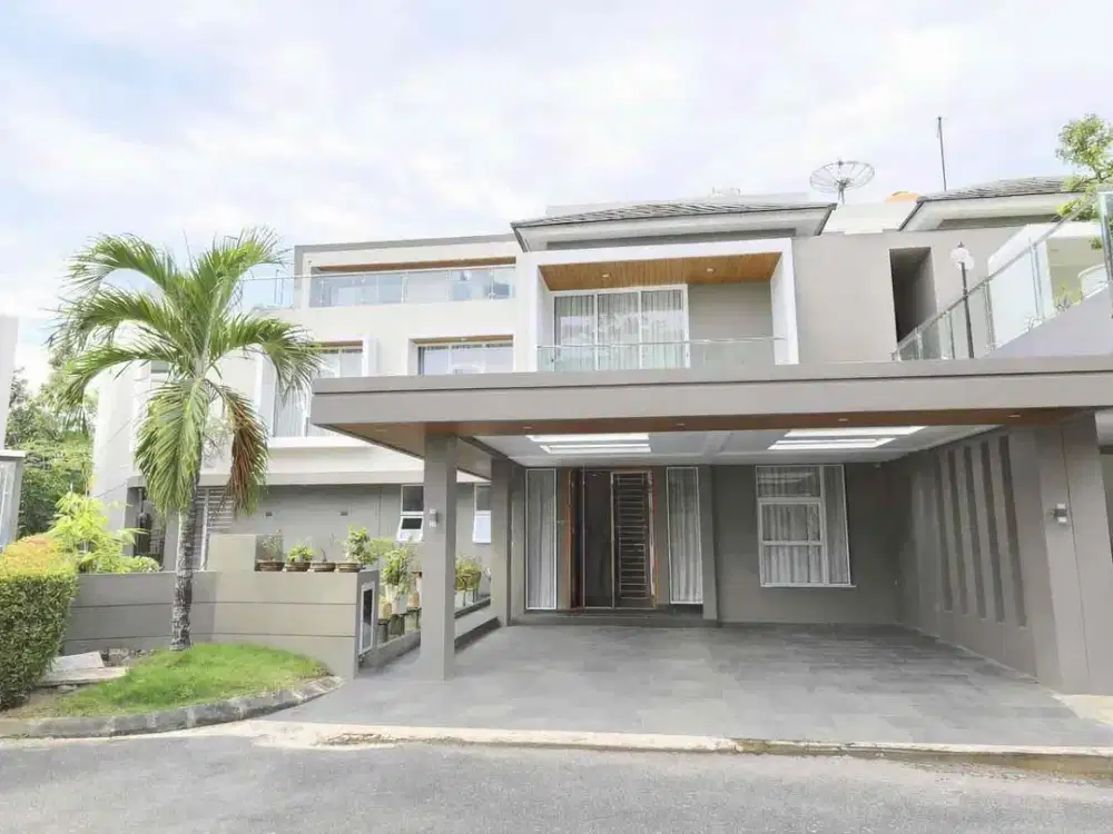 Dijual Rumah Mewah Royal Grande Batam Center