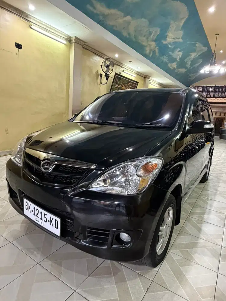 Dijual Daihatsu Xenia 1.3 Xi Deluxe 2010 Bensin Cantik Ellegant