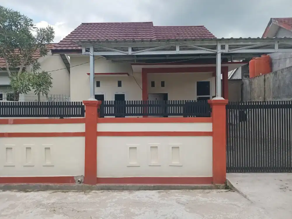 Bismillah dijual rumah Komplek Amaco/Wengga 1 Jl. Golf Landasan Ulin