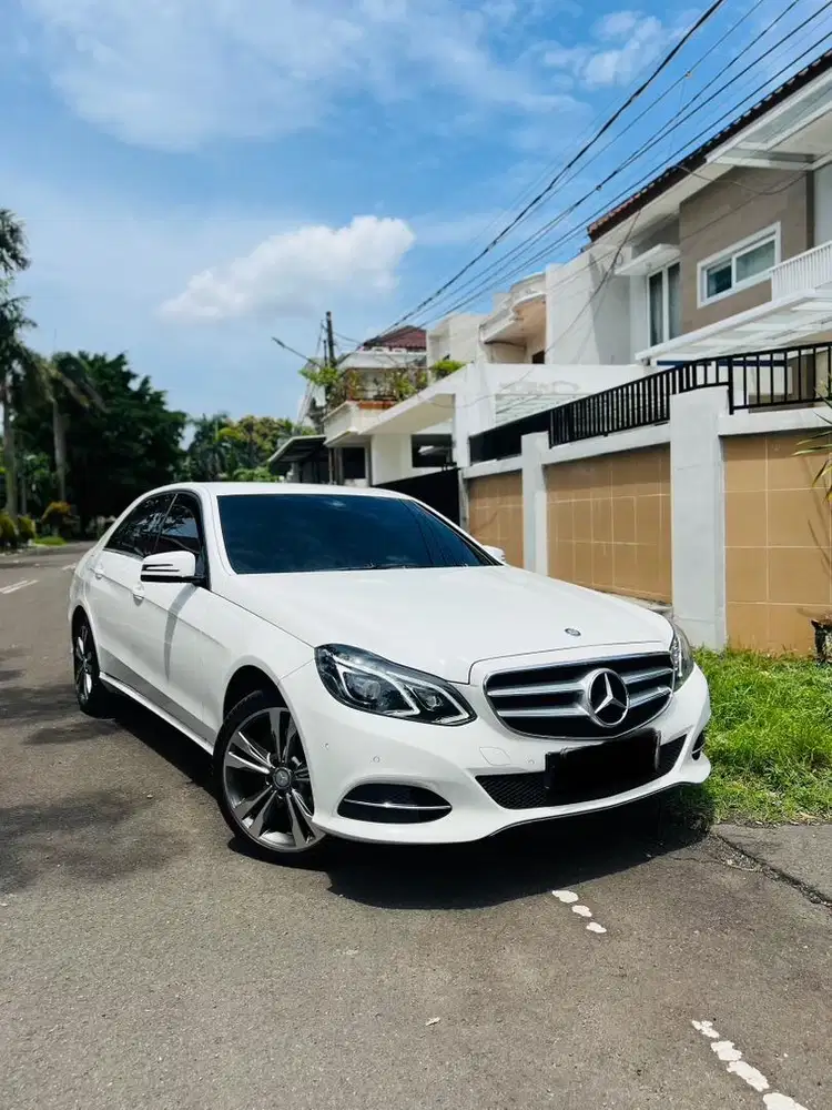 CASH MERCEDES E250 FACELIFT W212 LOW KM PUTIH MURAH ANTIK SDH COATING