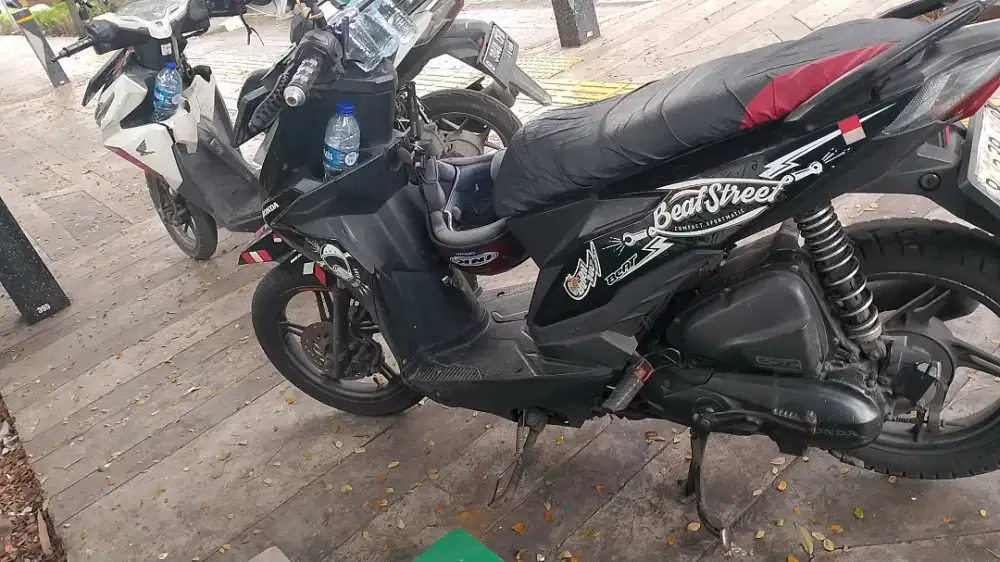 Honda beat street 2017 pajak hidup B DKI