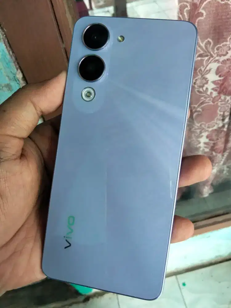 vivo y04s ram 4+4/64