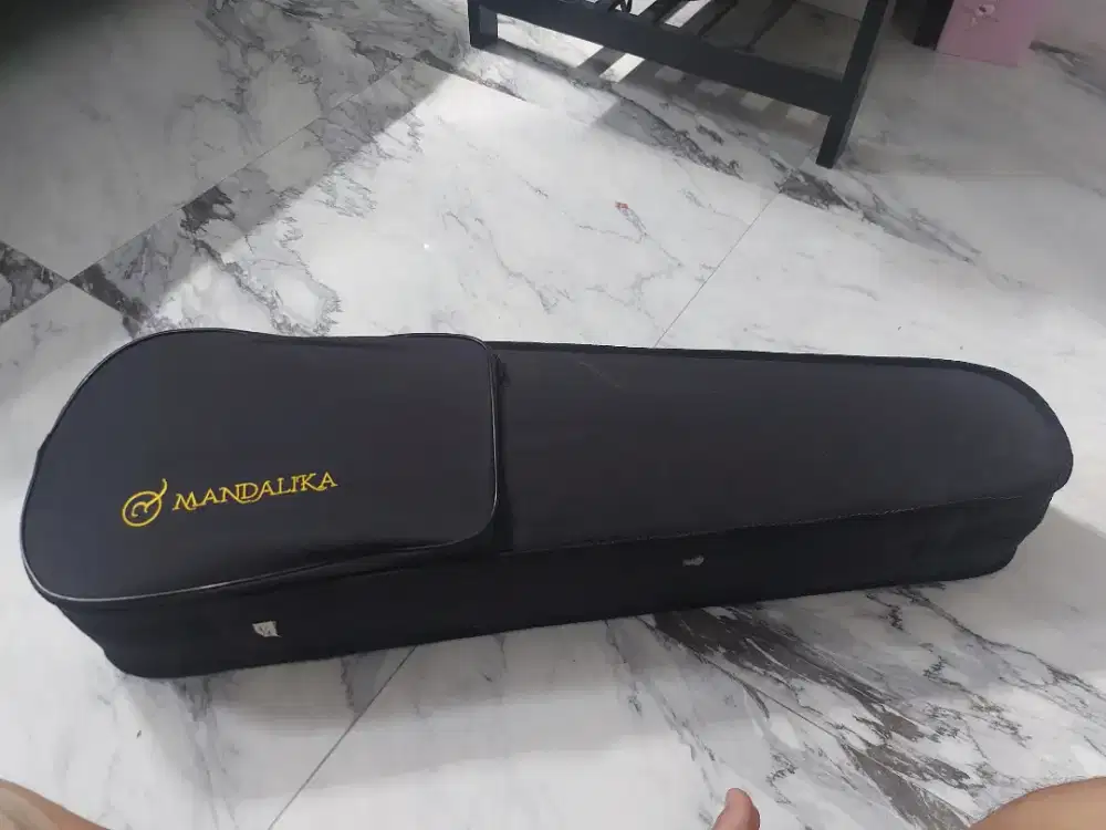 Dijual Biola Merk Mandalika