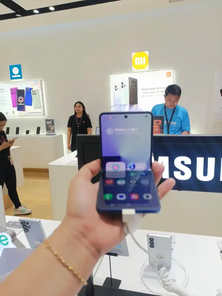 Galaxy Z flip 12 256gb