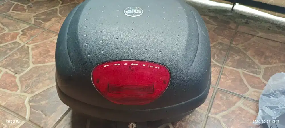 Box Givi Tipe E33 Bekas