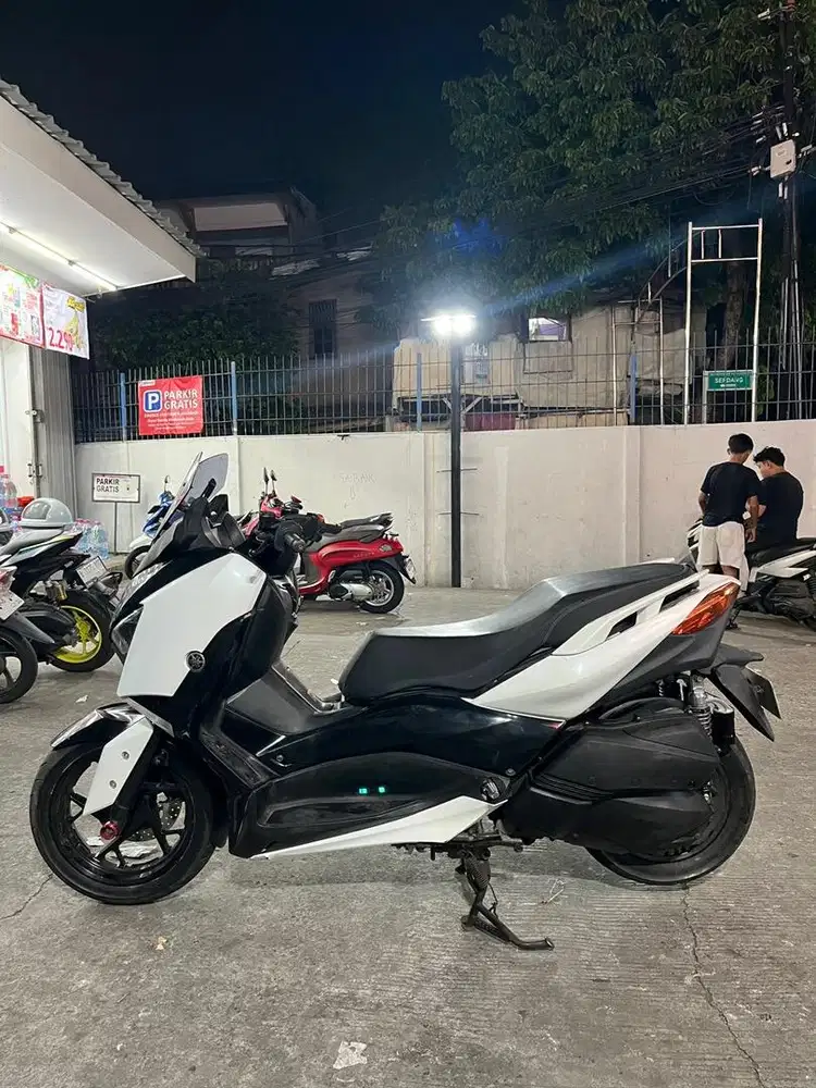Yamaha Xmax 2017 LOW KM Tangan Pertama