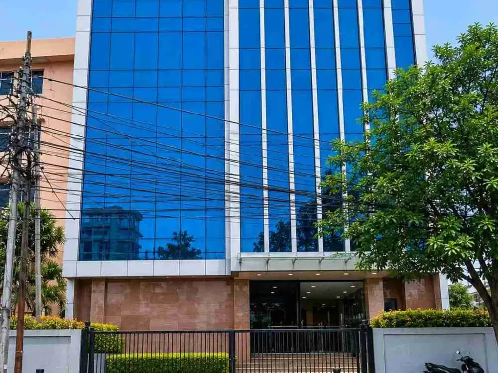DIJUAL GEDUNG KANTOR
Brand New di Jakarta Pusat