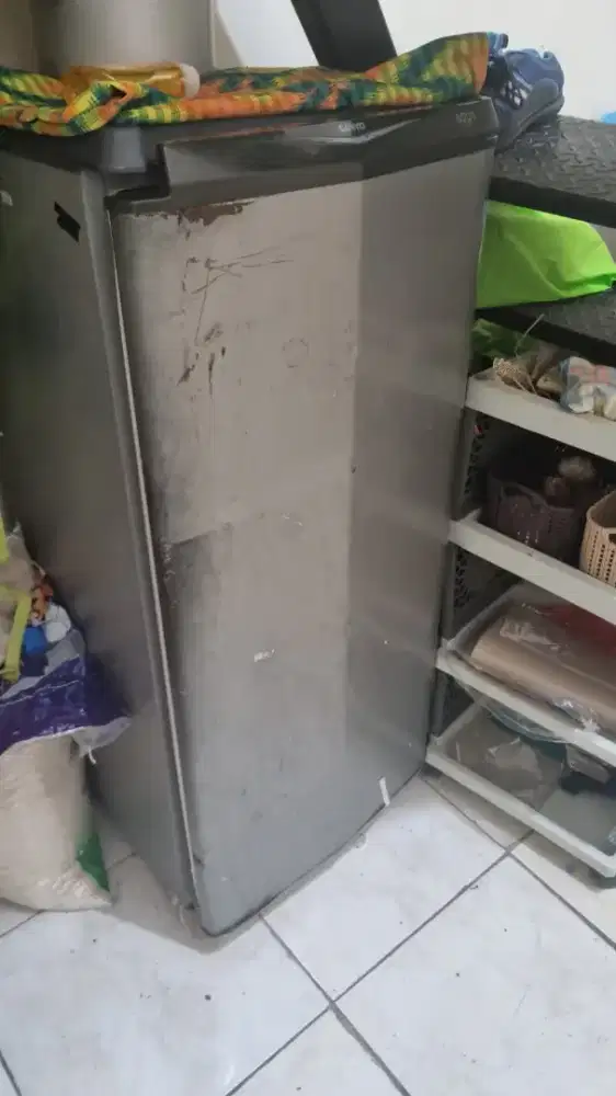Kulkas bekas murah