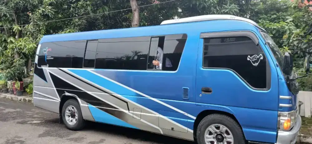DISEWAKAN ELF 19 SEAT JAKARTA TANGERANG SERANG BANTEN