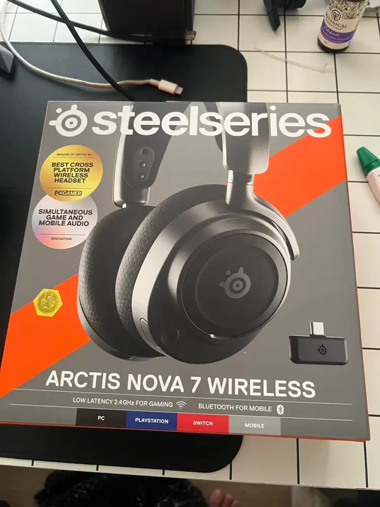 Steelseries Arctis Nova 7 Wireless Headset Used