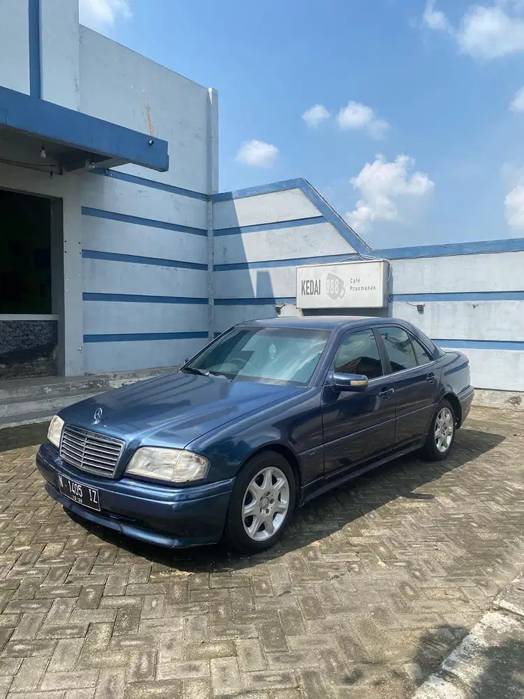 Mercy w202 C200 96
