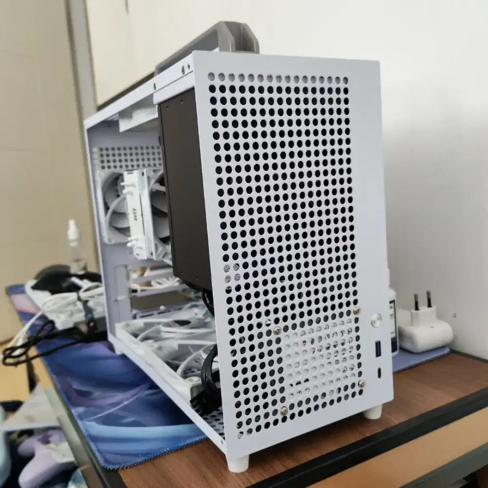 PC Rakitan Intel i3-12100F Radeon RX 6500 XT RAM 16GB DDR4 SSD 512GB