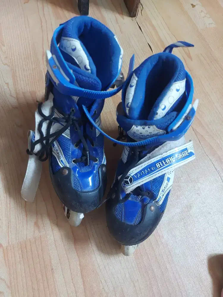 Sepatu Roda Anak