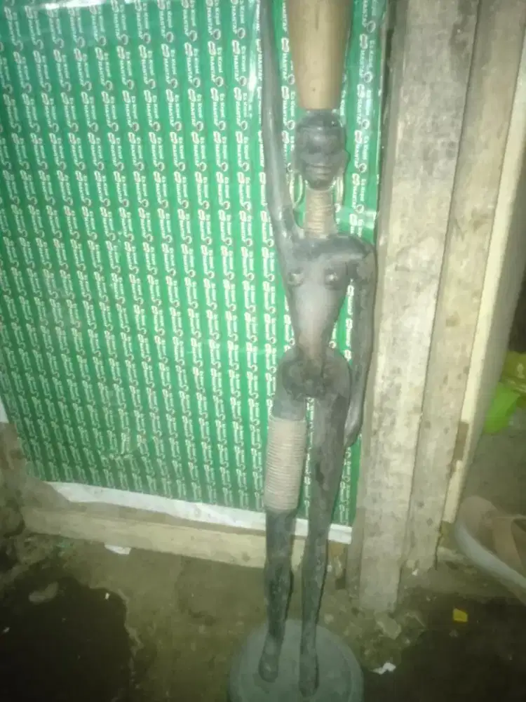 Barang antik patung Kuningan tinggi 1 meter lokasi Cilebut bogor