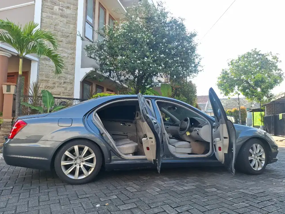 CASH WEENAAK Mercy S300L W221 th 2010 Mercedes S300 S350