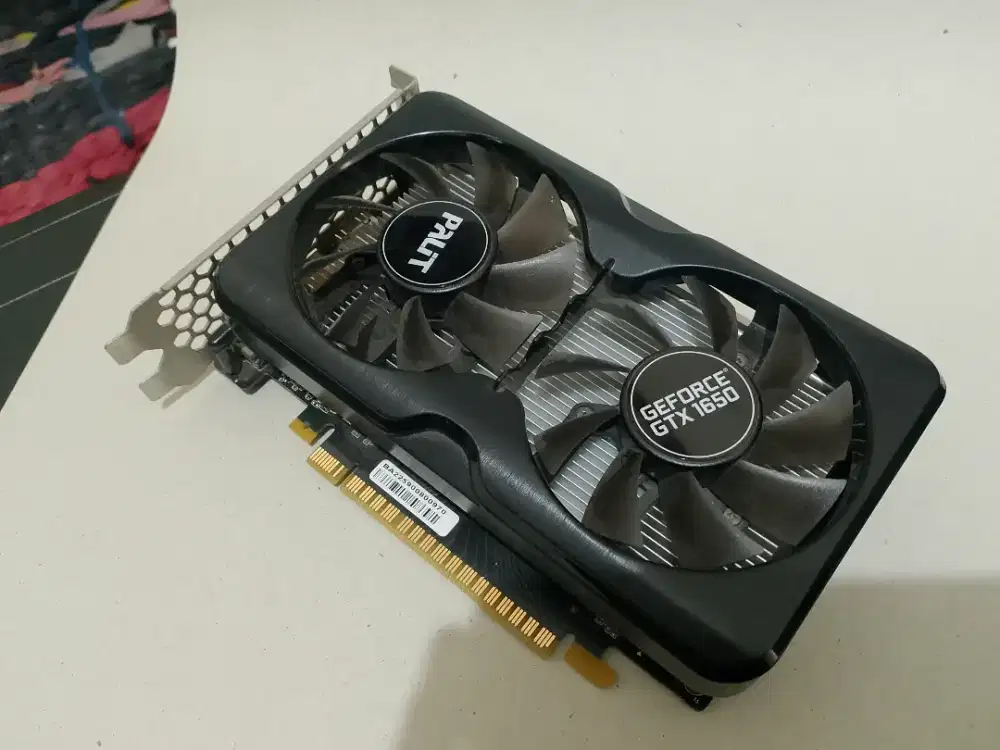 VGA NVIDIA GTX 1650 4gb 6 pin power