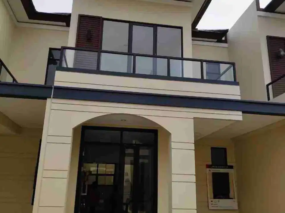 disewakan rumah rapih bagus sudah ada ac 2unit di lavon 1 swan city