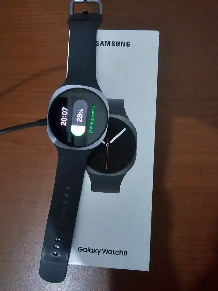 Samsung Watch 8 size 40MM