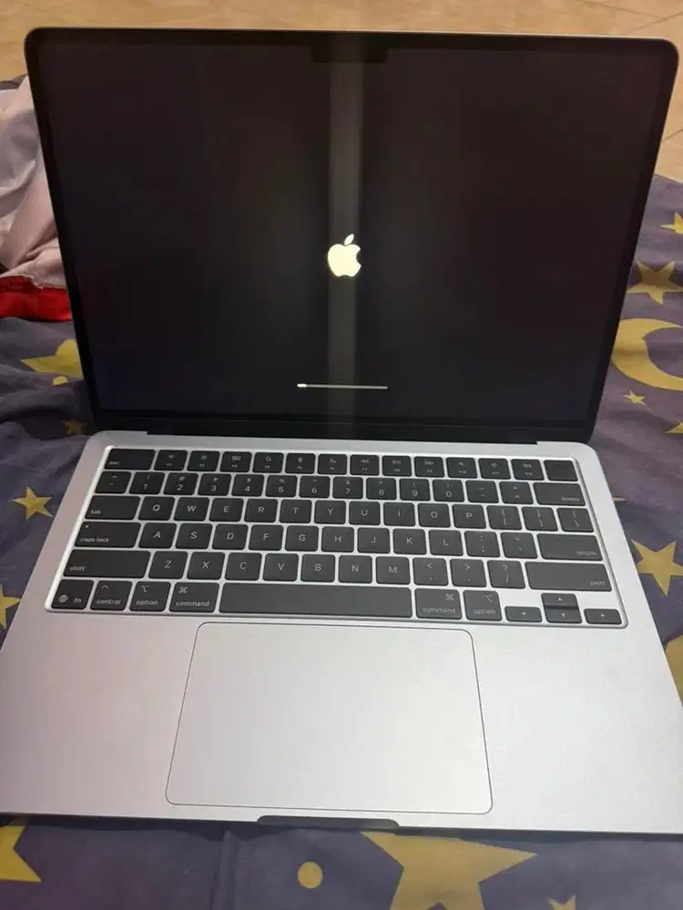 Dijual Macbook air 13