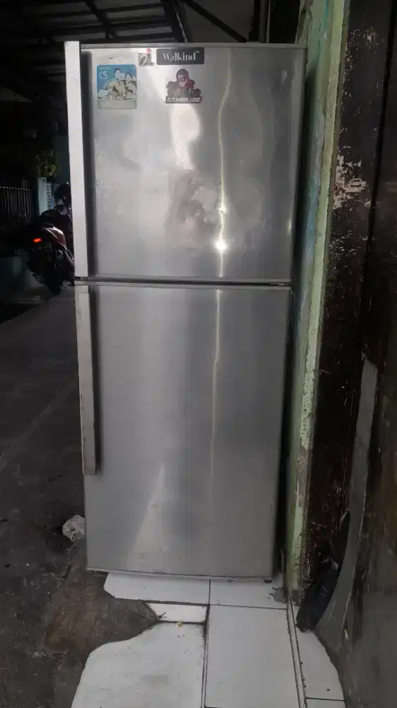 jual murah  kulkas SHARP 2pintu