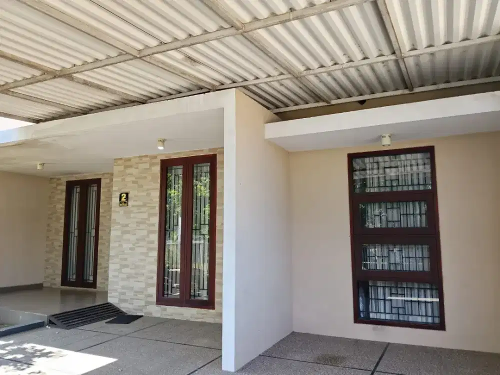 Rumah Mewah tengah kota Malang