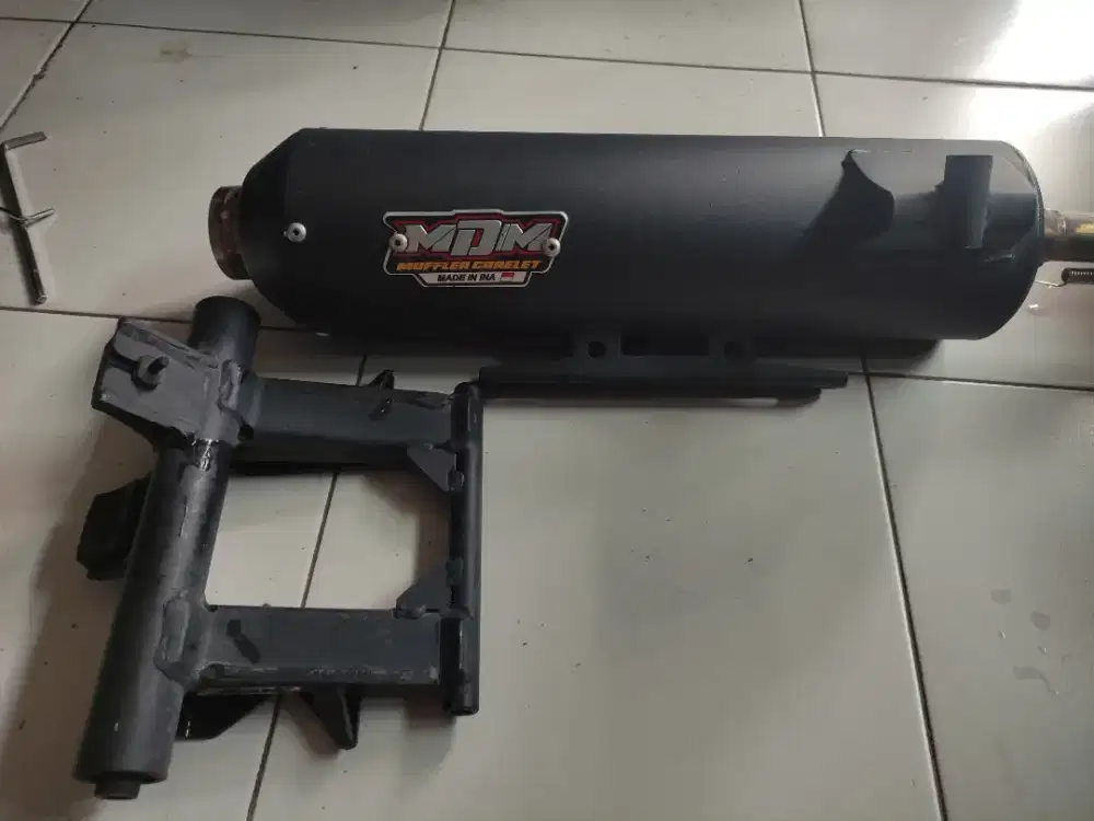 Kenalpot mdm sarful + mouting 3cm arm