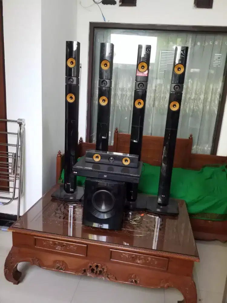 Home Theater Speaker Set