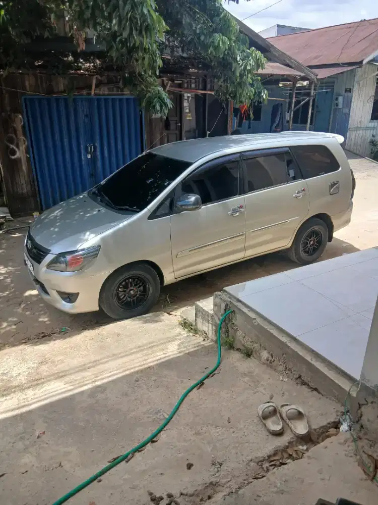 Innova 2011(matic)tipe G