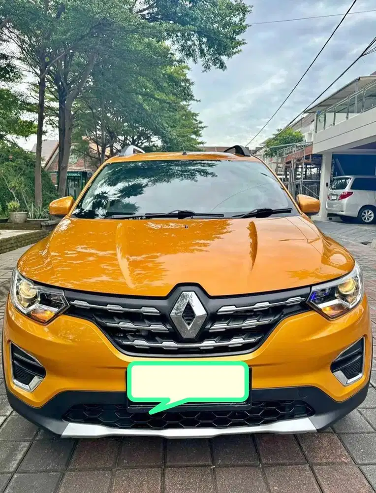 Jual unit mobil renault triber rxz at 2021 (Tipe Tertinggi)