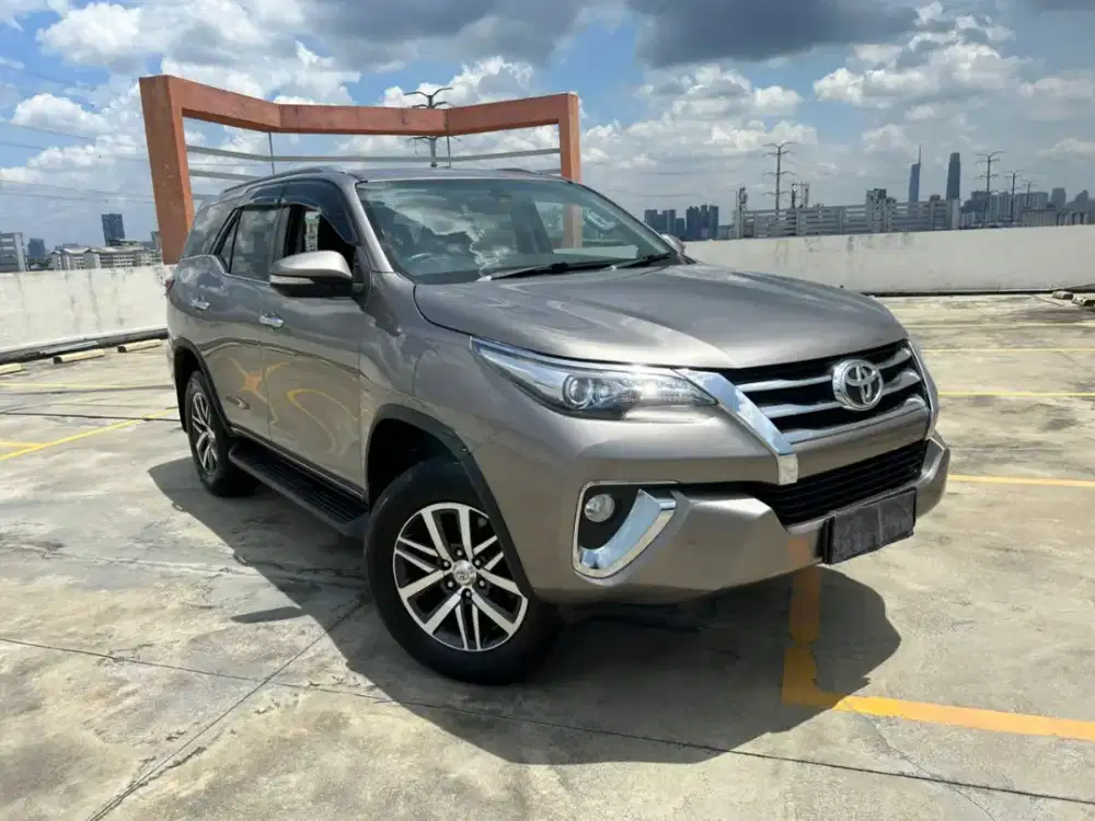 Toyota Fortuner 2.7 Srz 4x2 Bensin-AT 2017 Coklat