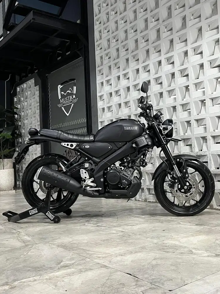 Super ODO 10RB!!Yamaha XSR 155 th 2021 - Ayu Mustika
