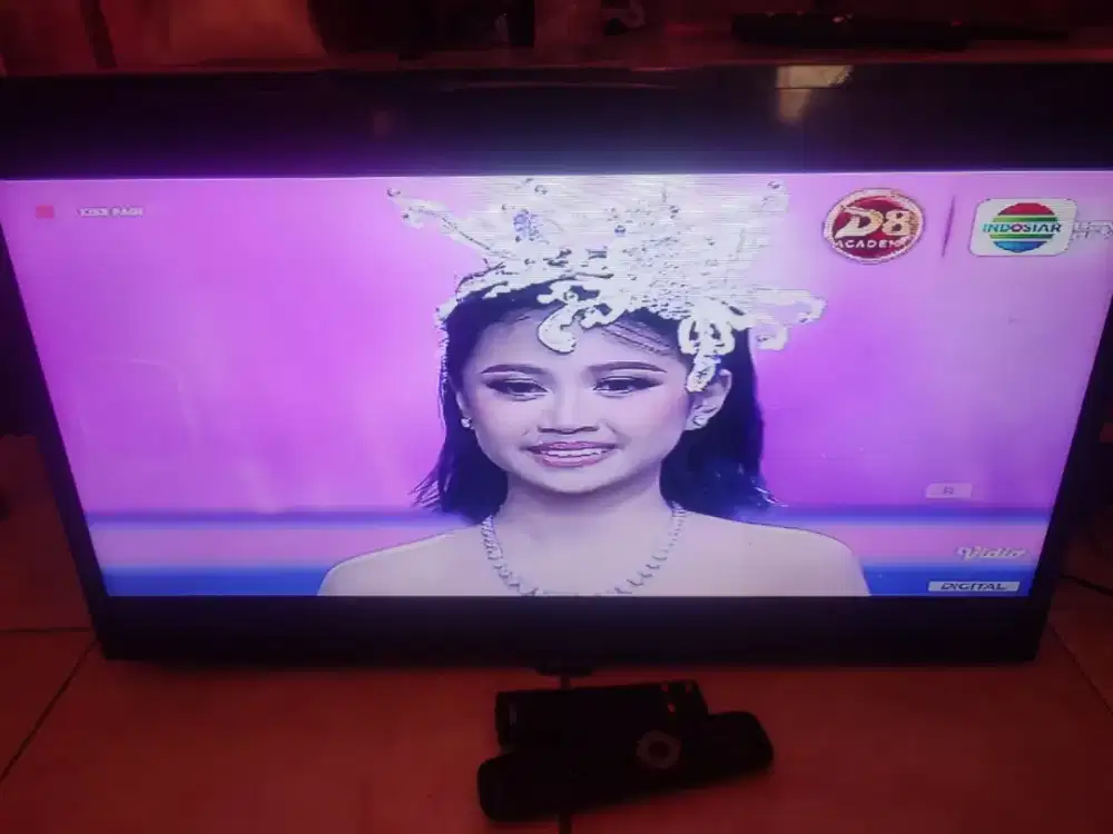 Smart TV merk philips 32 inchi (free bracket tv)
