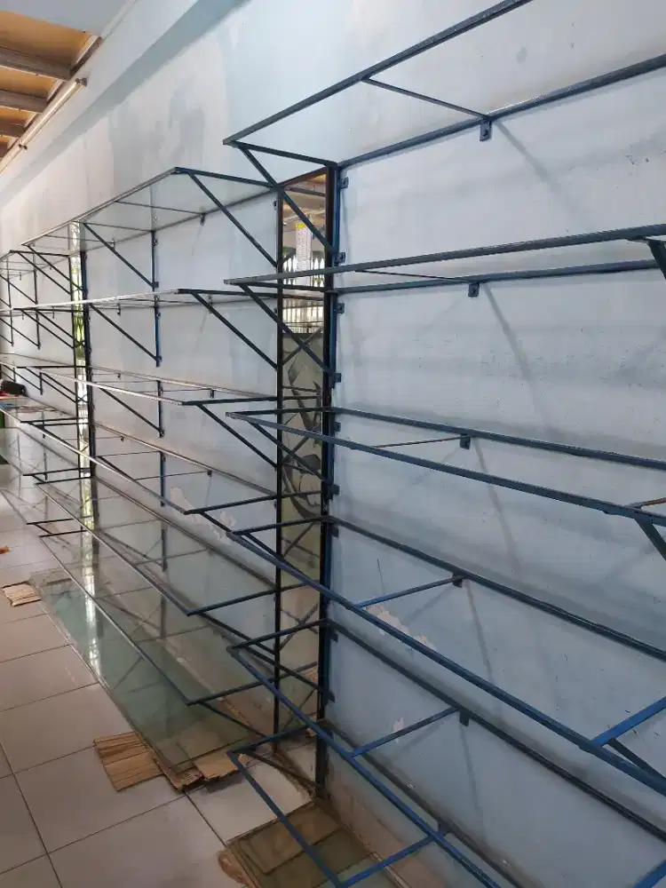Rak Pajangan sepatu