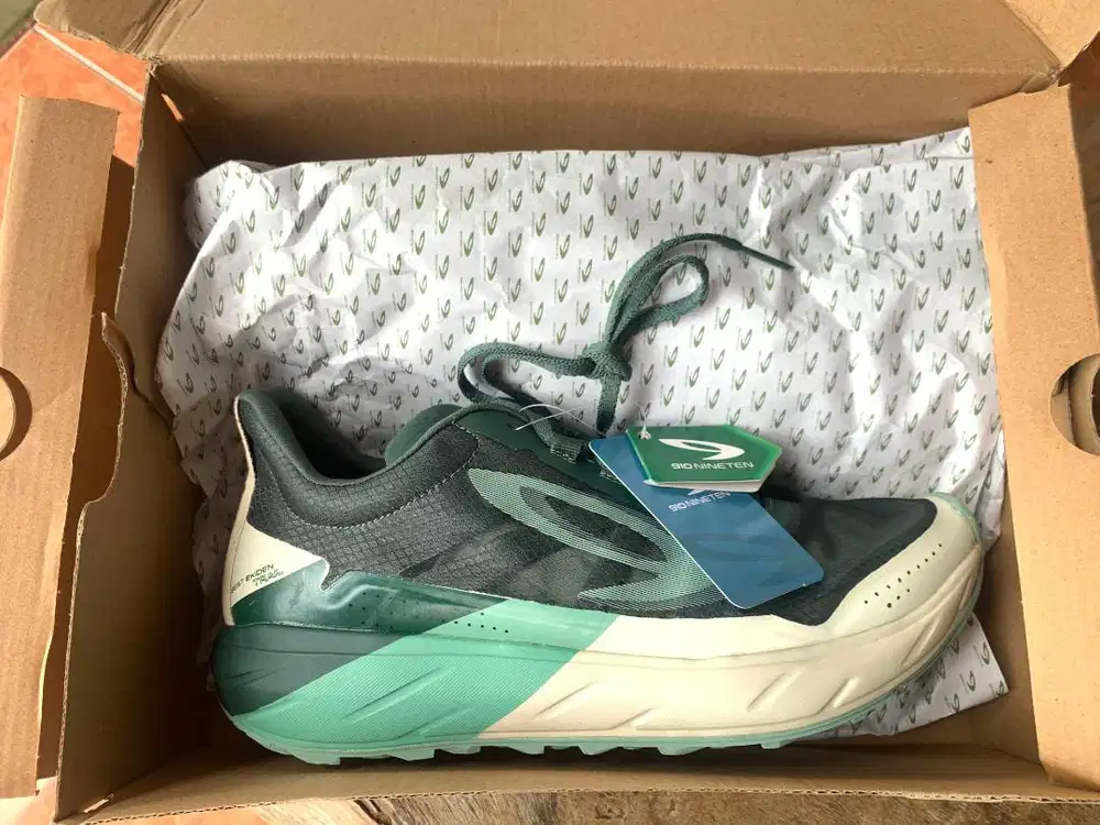 910 Geist Ekiden Trail Size 42