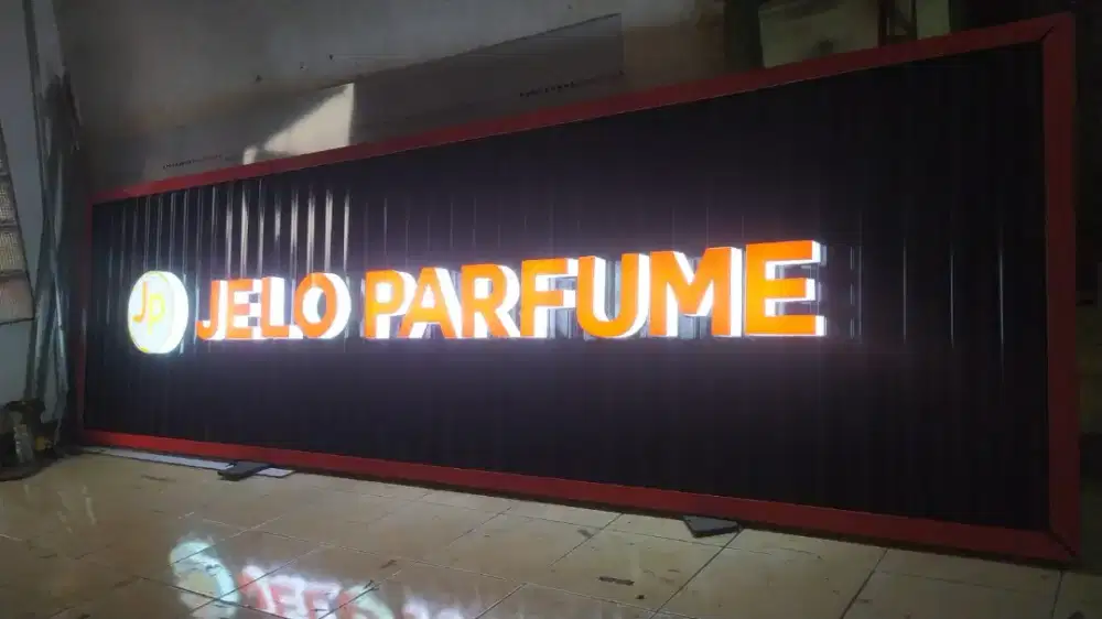 Huruf timbul dan neonbox berbagai bahan